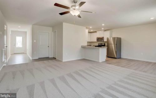 295 Green Springs Rd, Hanover, PA 17331-8982