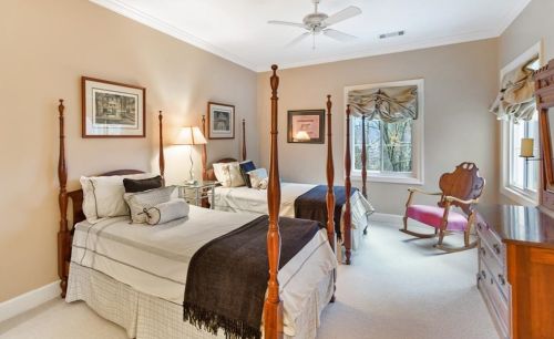 1085 Brookhaven Sq, Atlanta GA 30319-2878 exterior