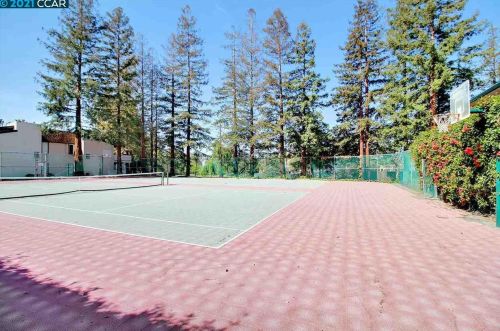 5450 Concord Blvd, Concord CA 94521-2401 exterior