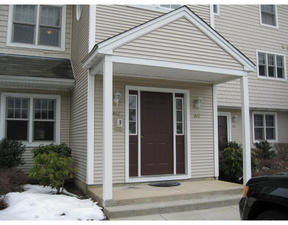 10 Bristol Woods Dr, Bristol, RI 02809