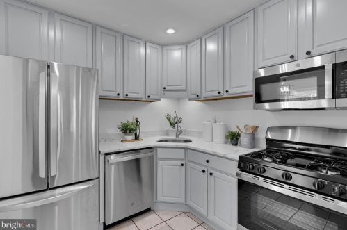 1602 Brisbane St, Silver Spring MD 20902-4039 exterior