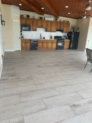 7019 Blossom Ave, Tampa FL 33614-3137 exterior