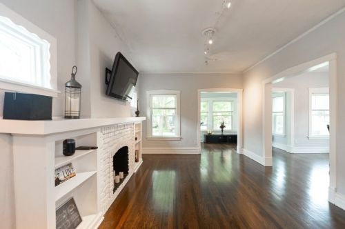 2011 6 Ave, Broadview IL 60153-3212 exterior