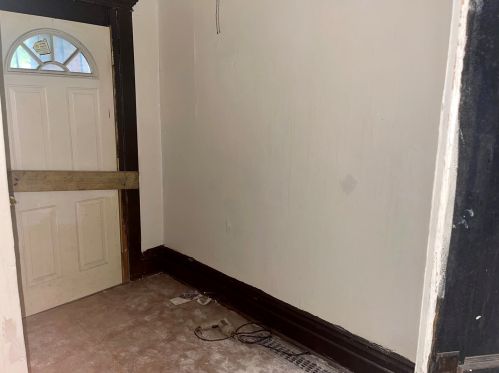 2704 75th Pl, Chicago, IL 60649-4312