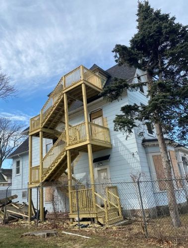 12 Benefit St, Worcester MA 01610-1568 exterior