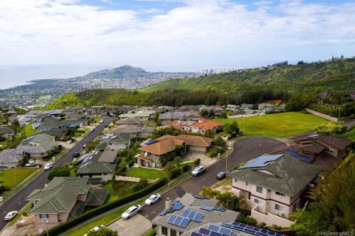 2269 Okoa St, Honolulu HI 96821-2650 exterior