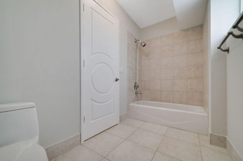 3997 5 Ave, Boca Raton FL 33432-6073 exterior