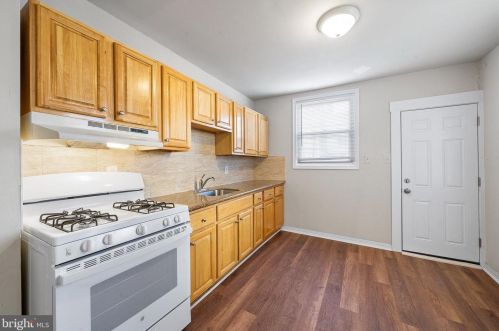 6402 Callowhill St, Philadelphia PA 19151-4009 exterior