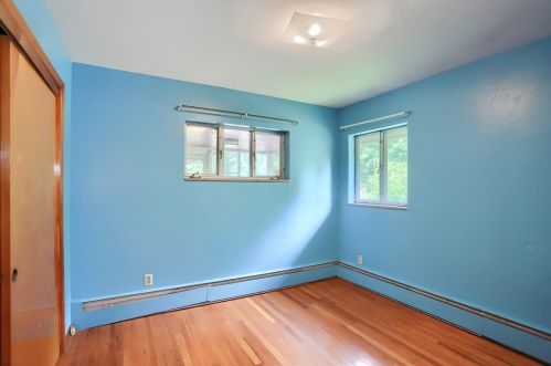 5714 Montour Rd, Gibsonia PA 15044-8113 exterior