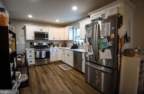 55 Cardinal Dr, Hanover PA  17331-9787 exterior