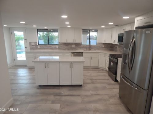 15202 10th St, Phoenix AZ  85022-3738 exterior