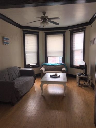 1500 George St, Chicago, IL 60657-4006