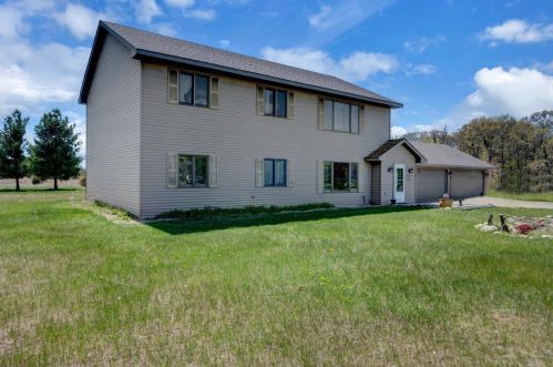 12825 296th Ave, Princeton, MN 55371-9138