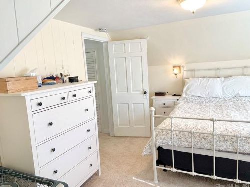 305 Mcclintock St, New Britain CT  06053-2016 exterior