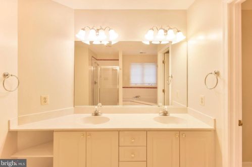 15302 Sweetridge Rd, Silver Spring MD 20905-3804 exterior