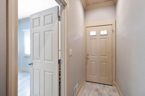 414 Borland St, Pittsburgh PA  15206-2920 exterior