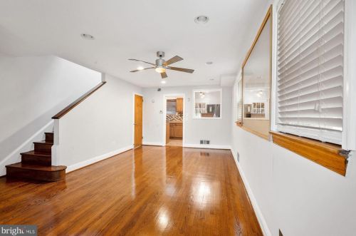 518 Riggs Rd, Washington, DC 20011-2518