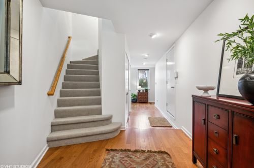 1765 Altgeld St, Chicago, IL 60614-1928