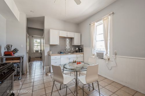 2007 Cullerton St, Chicago IL  60608-2620 exterior