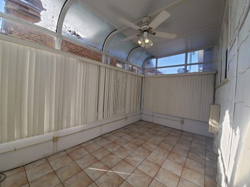 1314 49, Milwaukee WI 53208-1735 exterior