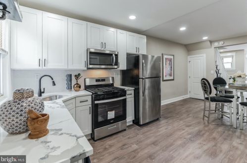 5912 Leithgow St, Philadelphia PA 19123-1420 exterior