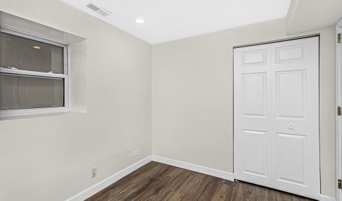 3244 Monticello Ave, Chicago IL 60618-6614 exterior