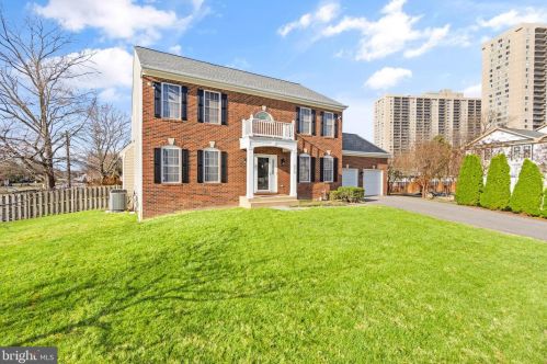 5510 Bouffant Blvd, Alexandria VA  22311-3703 exterior