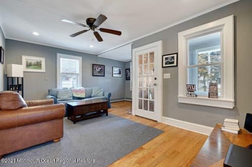 407 14th Ave, Belmar NJ  07719-2515 exterior