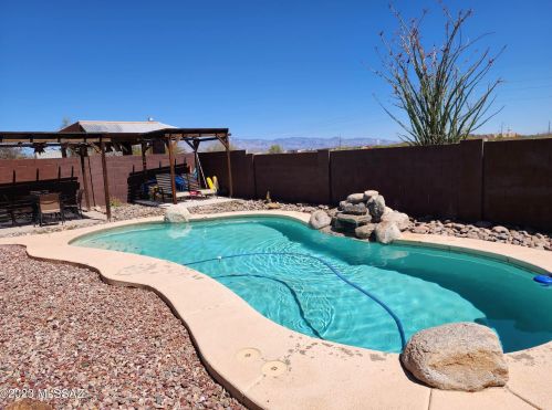 5653 Ballantry Dr, Tucson AZ  85746-1397 exterior