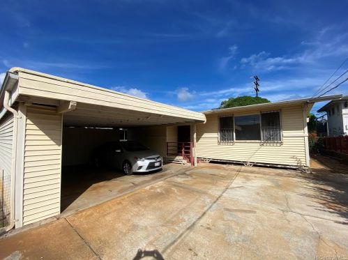 739 Luawai St, Honolulu, HI 96816-4512