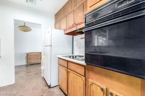 7545 27th Ave, Phoenix AZ 85087-8097 exterior