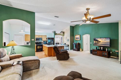 1732 Leafy Rd, Fort Pierce FL 34953-1355 exterior