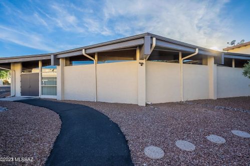 8731 Old Spanish Terrace Dr, Tucson AZ  85710-4072 exterior