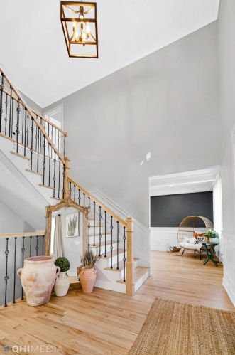 232 19 Ave, Broadview IL 60153-1723 exterior