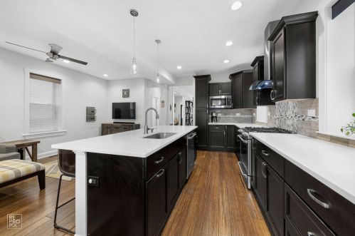 2505 Ainslie St, Chicago IL 60706-3457 exterior