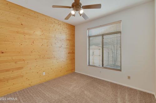 2737 Amberwood Dr, Phoenix AZ 85045-4208 exterior