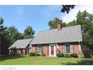 2944 Middlebrook Dr, Clemmons, NC 27012-8796