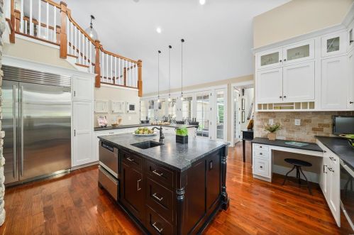 230 Essex Ave, Saint Louis MO 63122-3627 exterior