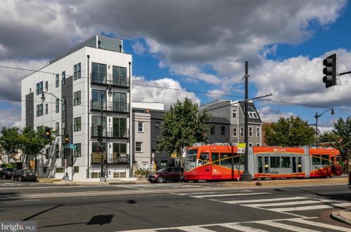 759 18th St, Washington DC 20002-7228 exterior