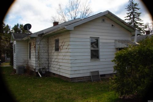 720 Marion St, Mishawaka, IN 46545-5822