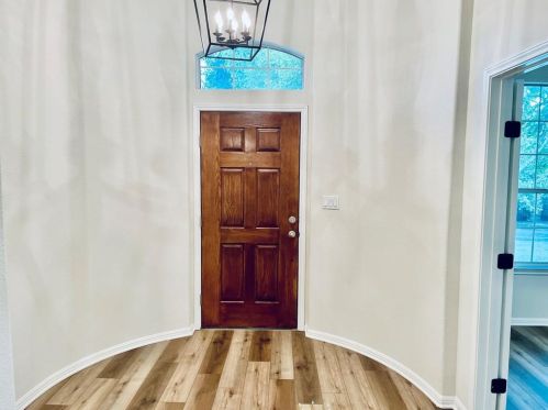 12501 Central Park Dr, Austin TX  78732-2225 exterior