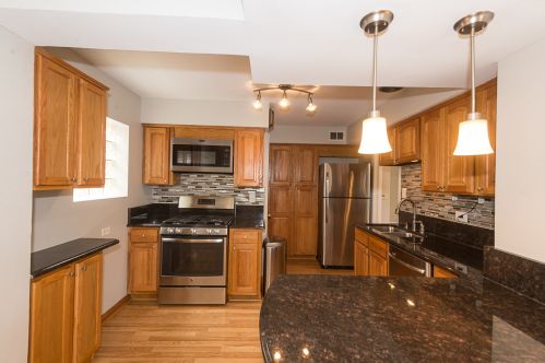 1737 74th Ave, Chicago IL 60707-2612 exterior