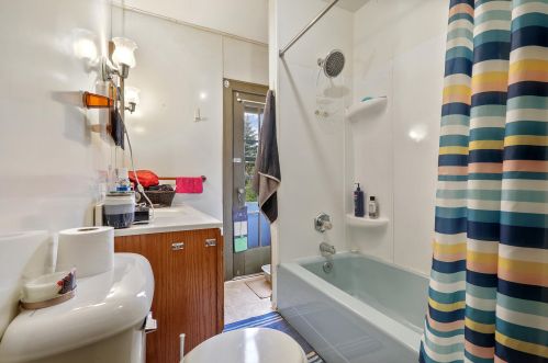 2516 Wollmer St, Manitowoc WI exterior