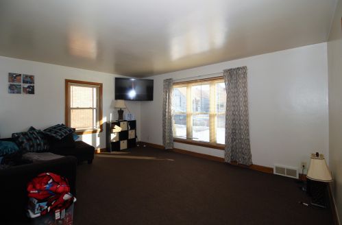 7320 Burleigh St, Milwaukee WI 53210-1028 exterior