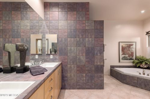 13623 Placita Montanas De Oro, Tucson AZ 85755-8685 exterior