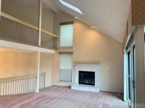 143 Linda Ln, Edison NJ 08820-4509 exterior