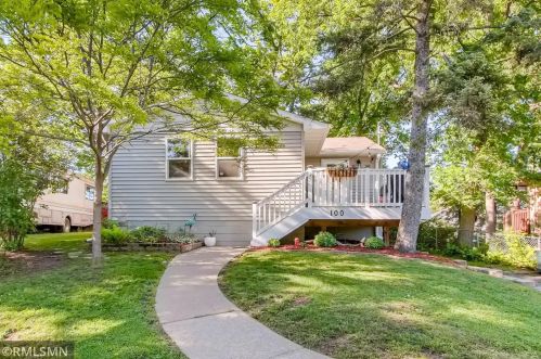 100 Dartmoor Rd, Saint Paul, MN 55115-2082