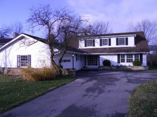 2674 Green Rd, Cleveland OH  44122-2136 exterior