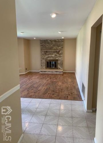 48 Victory Ct, Old Bridge NJ  08857-1941 exterior