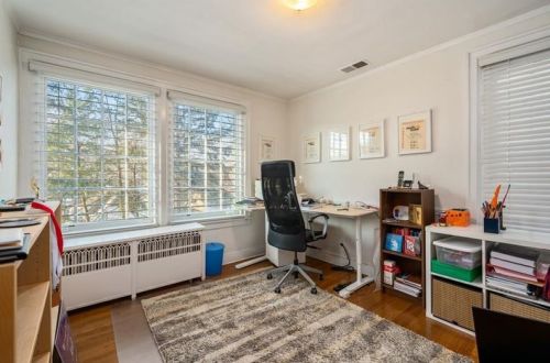 5454 Kipling Rd, Pittsburgh PA 15217-1038 exterior